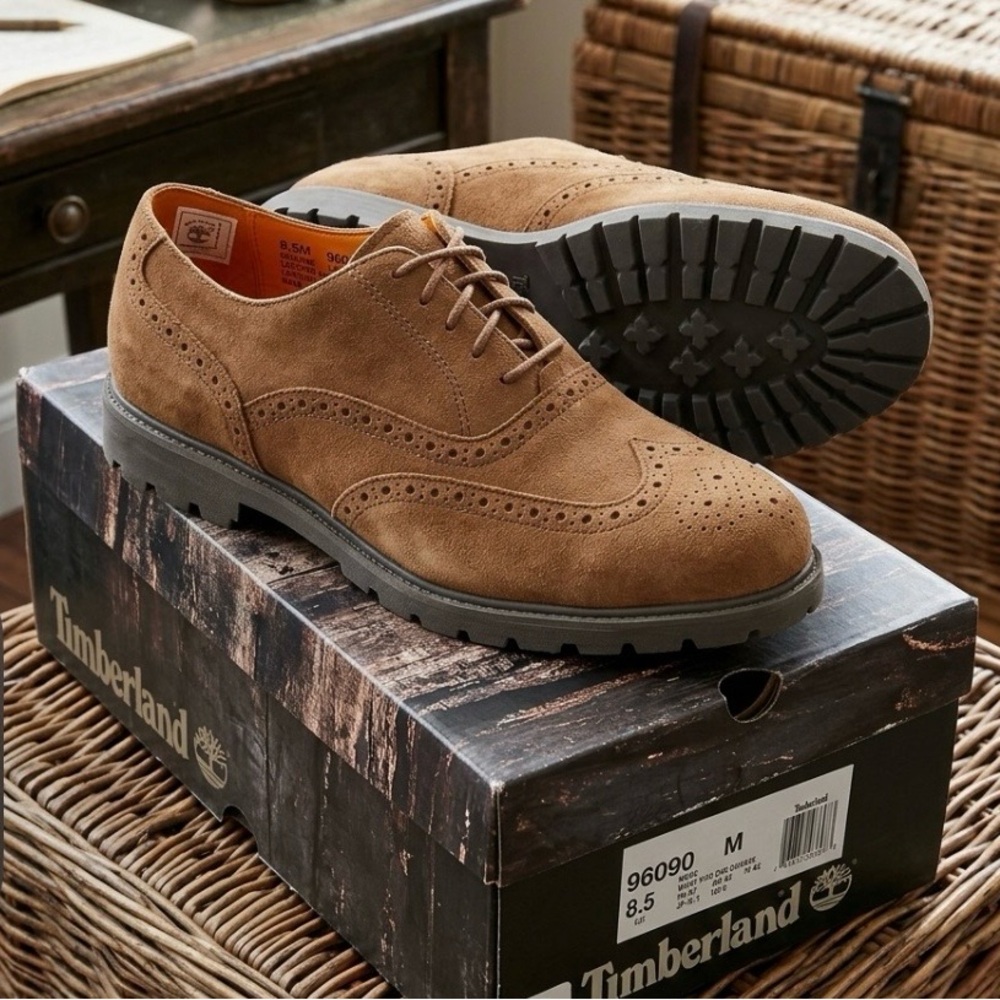 NWT Men’s Timberland Brown Suede Waterproof Winged Tip Oxford Shoes Size 8.5